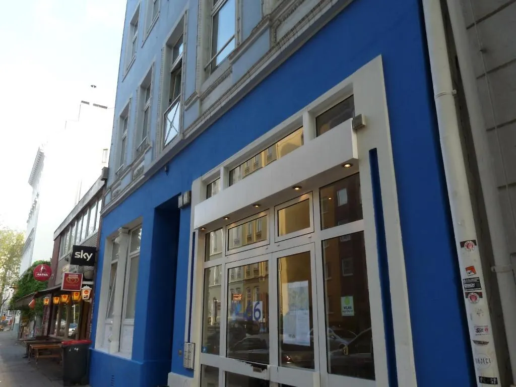 Hotel 66
